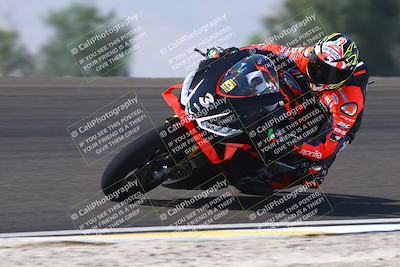 media/Sep-20-2025-TrackDaz (Sat) [[27f0cde673]]/A Group/11am (Turn 2)/